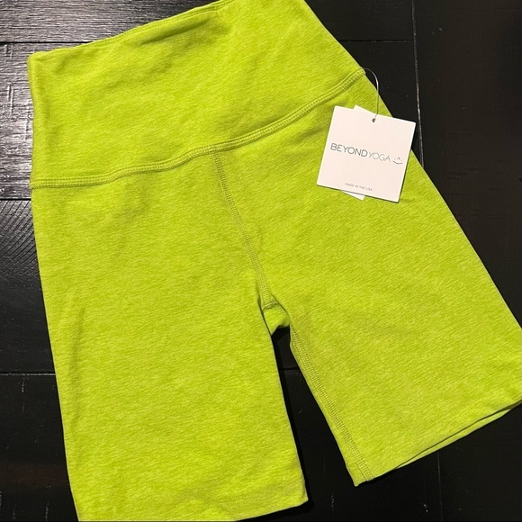 Beyond Yoga Pants - Beyond Yoga Spacedye High Waisted Biker Short NWT